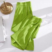 果绿色冰丝阔腿裤女夏季薄款高腰，垂感宽松直筒休闲高级感西装裤子