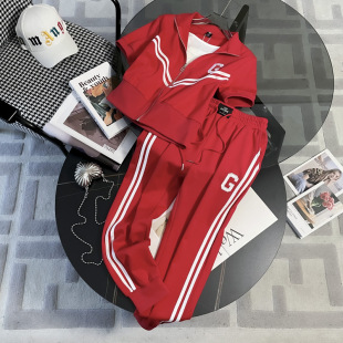红色运动休闲套装女夏2023时尚减龄高级感短袖内搭背心三件套