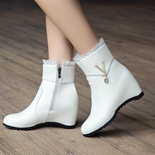 韩版短靴女靴春秋冬季内增高中，跟蕾丝花边，短筒白色马丁靴单靴子