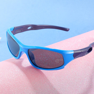 儿童男童骑行软硅胶偏光太阳镜3-12岁女童防紫外线户外运动酷墨镜