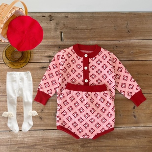 韩版婴儿衣服秋冬套装，女宝宝新年衣服针织，上衣短裤洋气分体两件套