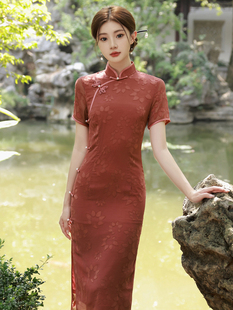 红色定染雪纺麻剪花旗袍2023新中式高端气质年轻款少女长款连衣裙