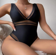 2023实体工厂销售纯黑色连体保守风格比基尼亚马逊性感露背泳衣女