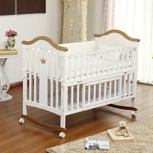 呵宝婴儿床实木欧式宝宝摇床带滚轮多功能松木加大游戏bb白床