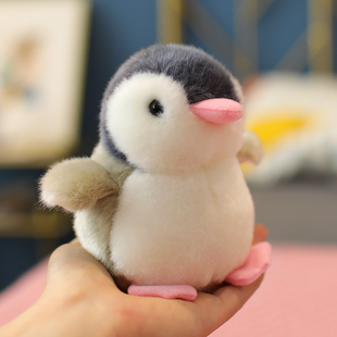 日系小企鹅公仔毛绒玩具可爱挂件，会叫玩偶娃娃小号女孩生日礼物女