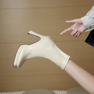 方头短靴女粗跟韩系法式10厘米小个子踝靴秋冬高跟女鞋马丁靴
