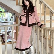 粉色两件套羊毛尼短西装，外套女设计感皮毛一体半身裙套装冬