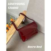 loveyoung漆皮小红包3.0复古酒红色，斜挎两用单肩包纯色小方包