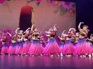 2022新疆儿童少数民族维吾尔族亮片表演服儿童舞蹈演出服装