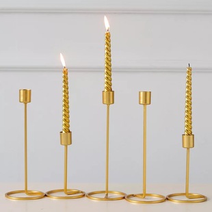北欧铁艺烛台摆件金色蜡烛台欧式餐桌装饰品结婚礼物烛光晚餐道具