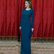 莱蒂齐亚王妃法式名媛礼服藏蓝色，圆领长袖高质感(高质感)ol职业修身连衣裙