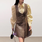 秋季气质名媛风时尚套装女简约百搭衬衫PU皮背带裙设计感两件套