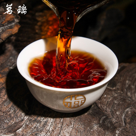 普洱茶熟茶饼班章