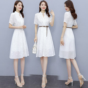 广西人法式长款浪漫白色蕾丝连衣裙女装2022夏季收腰镂空法式仙女