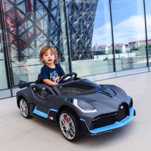 布加迪授权Divo儿童电动汽车四轮婴儿车遥控汽车宝宝玩具车可坐人