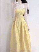 2024夏季法式黄色吊带连衣裙女小个子气质收腰抹胸礼服长裙子