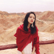 沙漠旅游防晒披肩民族风围巾，大尺寸棉麻纯色丝巾，女夏季薄款红纱巾