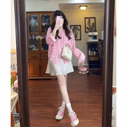 大码女装胖MM2024春夏减龄洋气时尚长袖粉色格子衬衫短裙套装