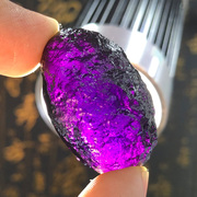 稀少乌拉圭紫陨石吊坠原石裸石项坠宇宙矿物把玩紫矿石挂件标本