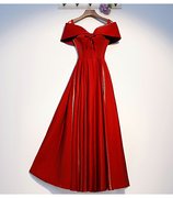 晚礼服长裙女2024红色，小众高级感缎面一字肩主持质演出服