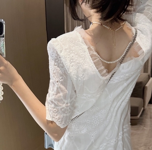 辰子cicy51出游节超可爱纯白色棉质镂空连衣裙，珍珠链条4.27