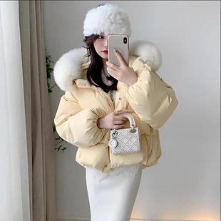 2023冬季女外套面包服女韩系纯色轻薄鸭绒短款狐狸毛领羽绒服