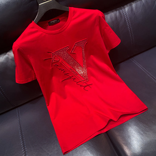 潮牌男士丝光棉字母v刺绣，t恤夏季中国风红色，修身半袖个性男装体恤
