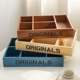木质抽屉收纳盒内置分类分格，整理盒可放办公书桌里的文具首饰分隔