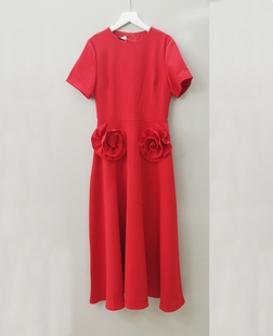 法式复古圆领手工立体玫瑰，花朵红色礼服中长裙显瘦收腰连衣裙女