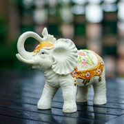 陶瓷百合小象摆件动物家居，饰品办公室客厅，复古摆设瓷象开张礼物