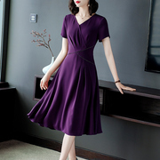 紫色雪纺缎面连衣裙，夏季薄款2024高端v领气质不规则奢华大牌