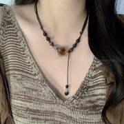 山茶花项链~民族风新中式，陶瓷编织锁骨链，2024抽拉毛衣链