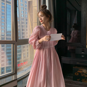 粉红色连衣裙2023春秋收腰气质，名媛裙子仙女超仙森系法式长裙