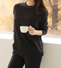 韩国大码女装2023冬装时尚木耳边针织扣装饰淑女长袖T恤