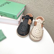 2024夏季韩版儿童包头凉鞋男女童中性风，镂空休闲皮鞋