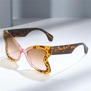 跨境豹纹色太阳镜，墨镜女士欧美摩登个性蝴蝶造型装饰眼镜
