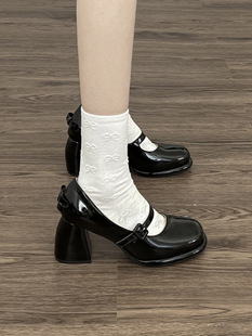 浅口法式玛丽珍鞋黑色厚底，高跟鞋女白色，女鞋子秋季单鞋复古小皮鞋