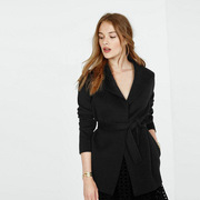 欧美秋冬短款修身系带大衣时尚，纯色黑色气质羊绒，搭配长袖短外套女