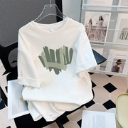 白色字母纯棉短袖t恤女夏季2023欧货大版中长款体恤，半袖上衣夏装