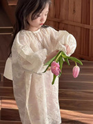 儿童裙子2024春夏韩版女童蕾丝连衣裙中小童提花灯笼袖公主裙