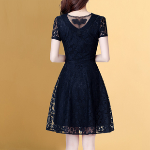 赫本风黑色蕾丝连衣裙2023夏季高档短袖遮肚气质修身大码裙子