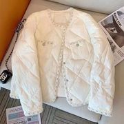白色短款棉服外套女冬季2022法式小香风拼接圆领宽松轻薄棉衣