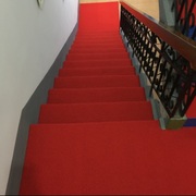 楼梯红地毯加厚舞台开业防滑长期反复使用店用结婚楼梯庆红毯