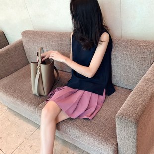小众设计感拼色假两件连衣裙女2023夏季显瘦无袖气质百褶裙