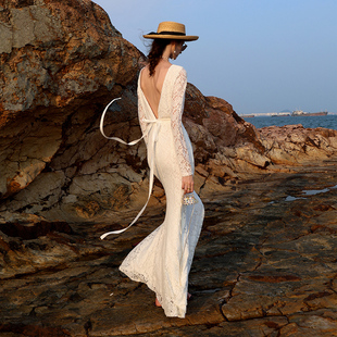 三亚旅拍结婚高级感轻婚纱蕾丝露背礼服白色沙滩裙海边度假连衣裙
