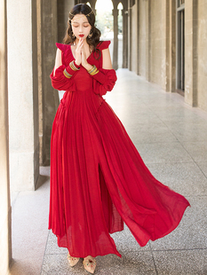 迪拜沙漠旅游民族风红色连衣裙收腰显瘦气质海边沙滩度假拍照长裙