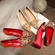 红秀禾结婚鞋子中式新娘婚纱春秋红色，绸缎鞋粗跟水钻尖头婚鞋