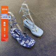 现 韩国东大门女鞋2022夏牛仔蓝染色小个子厚底绑带个性凉鞋