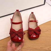 女童公主鞋红色软底2023年儿童春秋小女孩，演出鞋洋气皮鞋单鞋