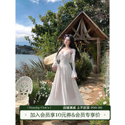 灰尘邓邓 法式吊带连衣裙女2025春季新款白色长裙度假收腰裙子